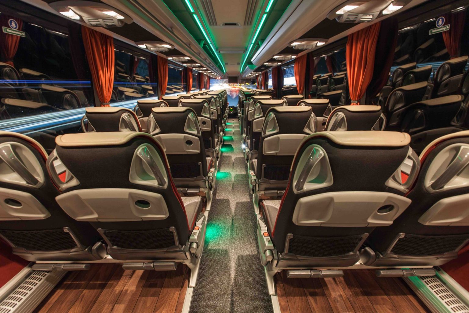 Innenraum-Design-Bus-Peters-Reisen Innenraum-Design-Bus-Peters-Reisen