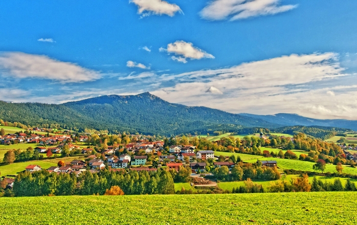 Panoramablick über Lam