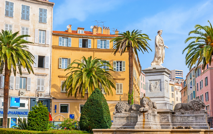 Statue von Napoleon in Ajaccio