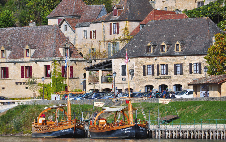 Lastkähne auf der Dordogne