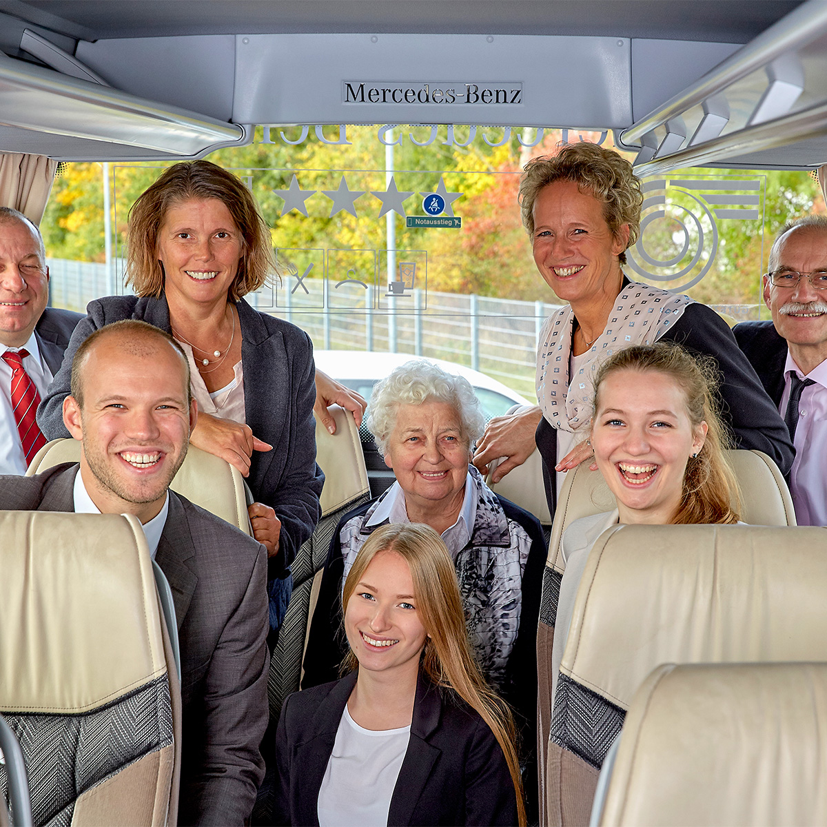teaser01-1_1 Die Familie Peters, Gründer des Unternehmens Peters-Reisen in mehreren Generationen vertreten
