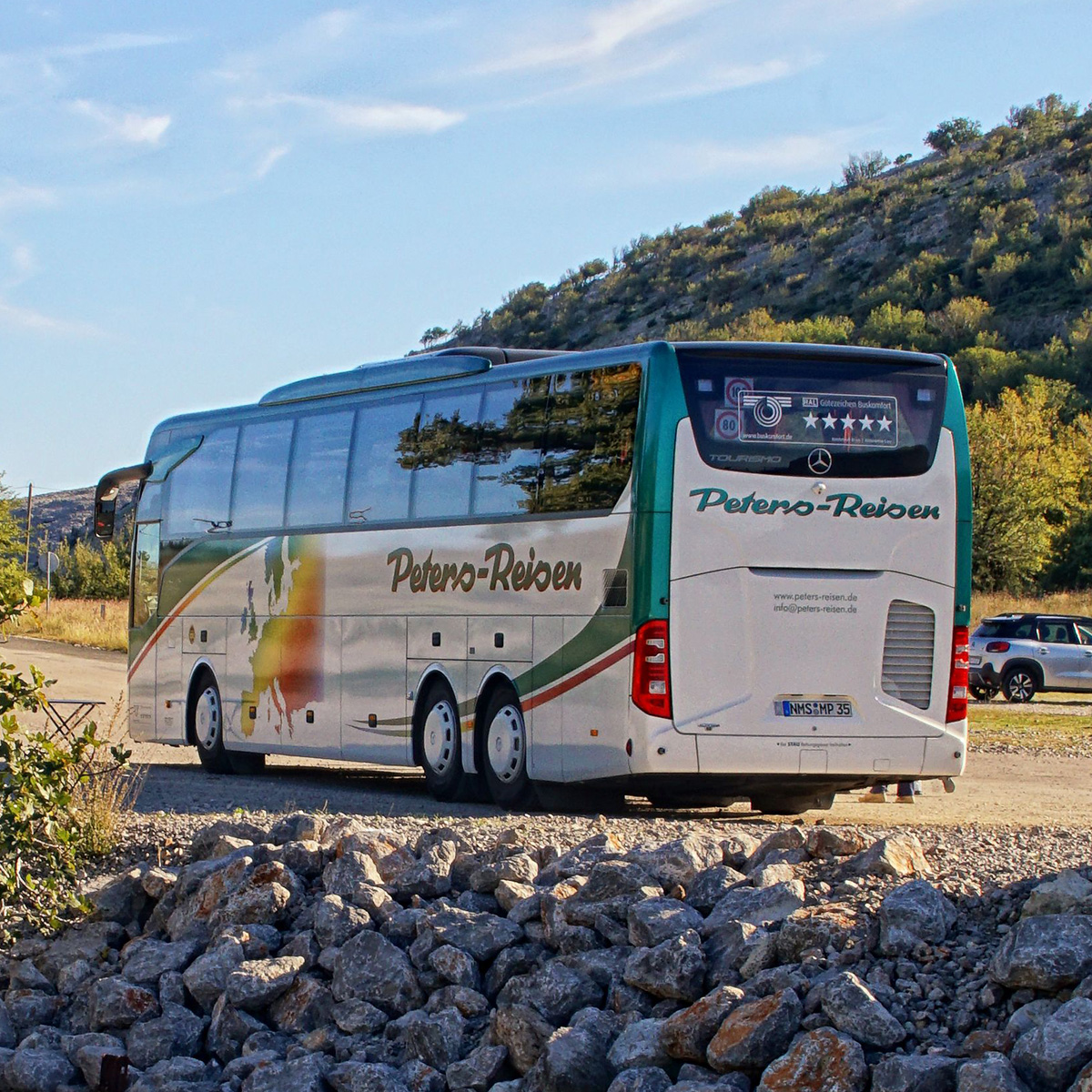 teaser02-1_1 Kopie 5-Sterne Peters-Bus - Travego (13m), 44 Sitzplätze (90 cm Sitzabstand)